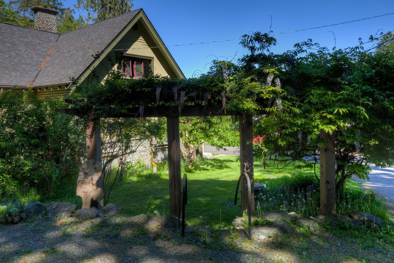 Mclay Heritage Guest House Duncan Exteriör bild